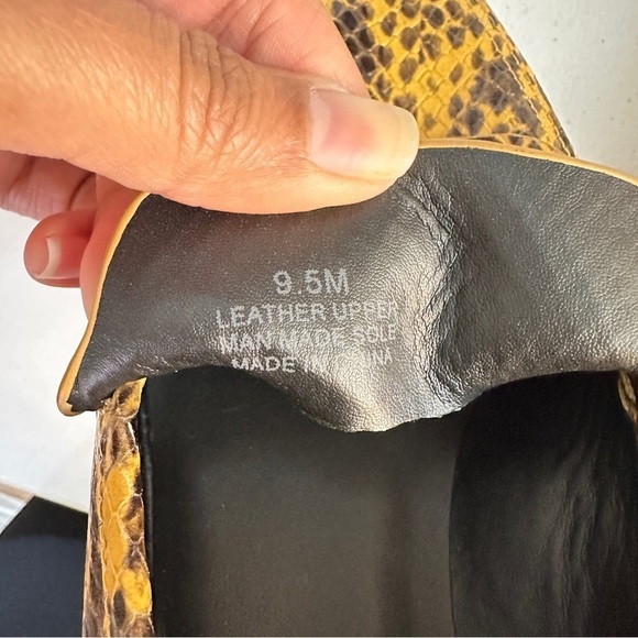 Rebecca Minkoff Women’s Yellow Pacey Snake Embossed Pointed Toe Loafers sz 9.5M - Picture 15 of 15